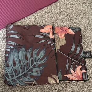 Nomadix ultralight travel towel: palms night